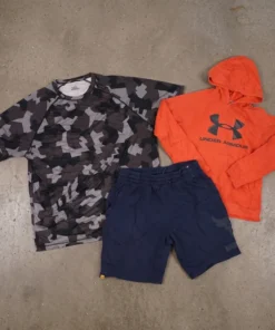 pallets de ropa Under Armour en liquidación en México