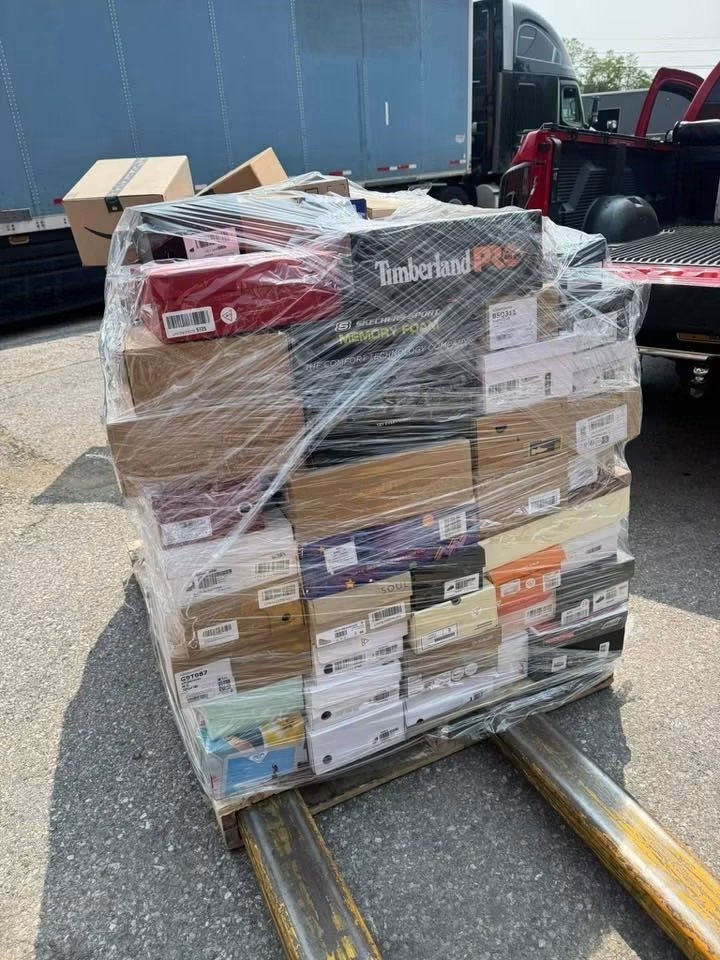 pallets de tenis con marcas surtidas en México