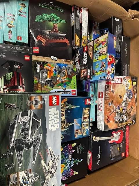 pallets de LEGO en liquidación en México