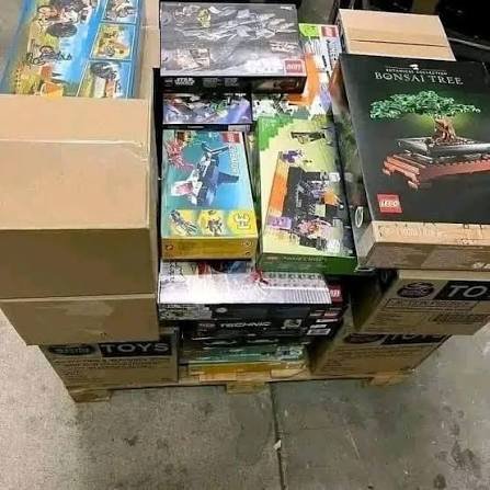 pallets de LEGO para reventa en México