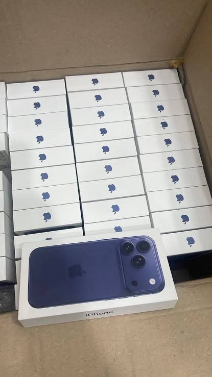 pallets de iPhone en liquidación en México