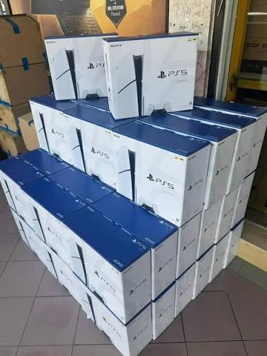 pallets de PlayStation 5 en liquidación en México