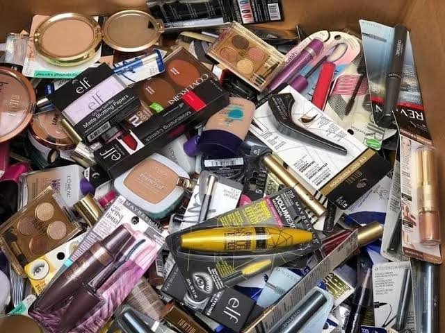 pallets de cosméticos de marca en México