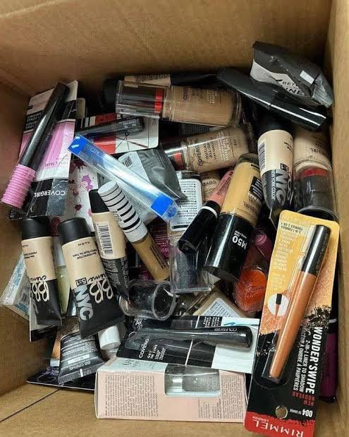 pallets de cosméticos para reventa en México