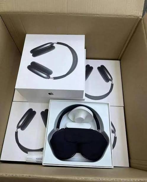 pallets de AirPods nuevos y sellados en México
